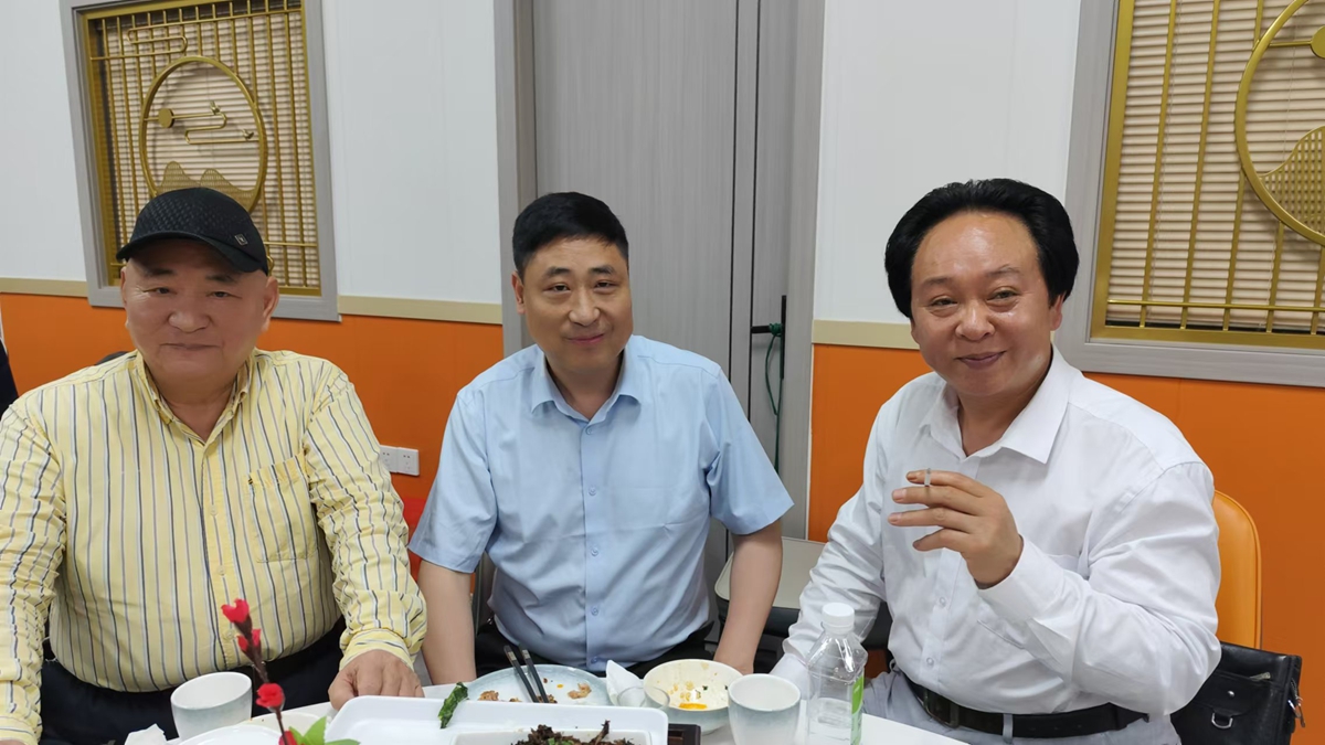 四川消费者称众鸣新闻酒回味悠长持久